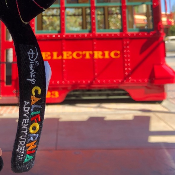 Disney California Adventure Headband - Picture 3 of 3